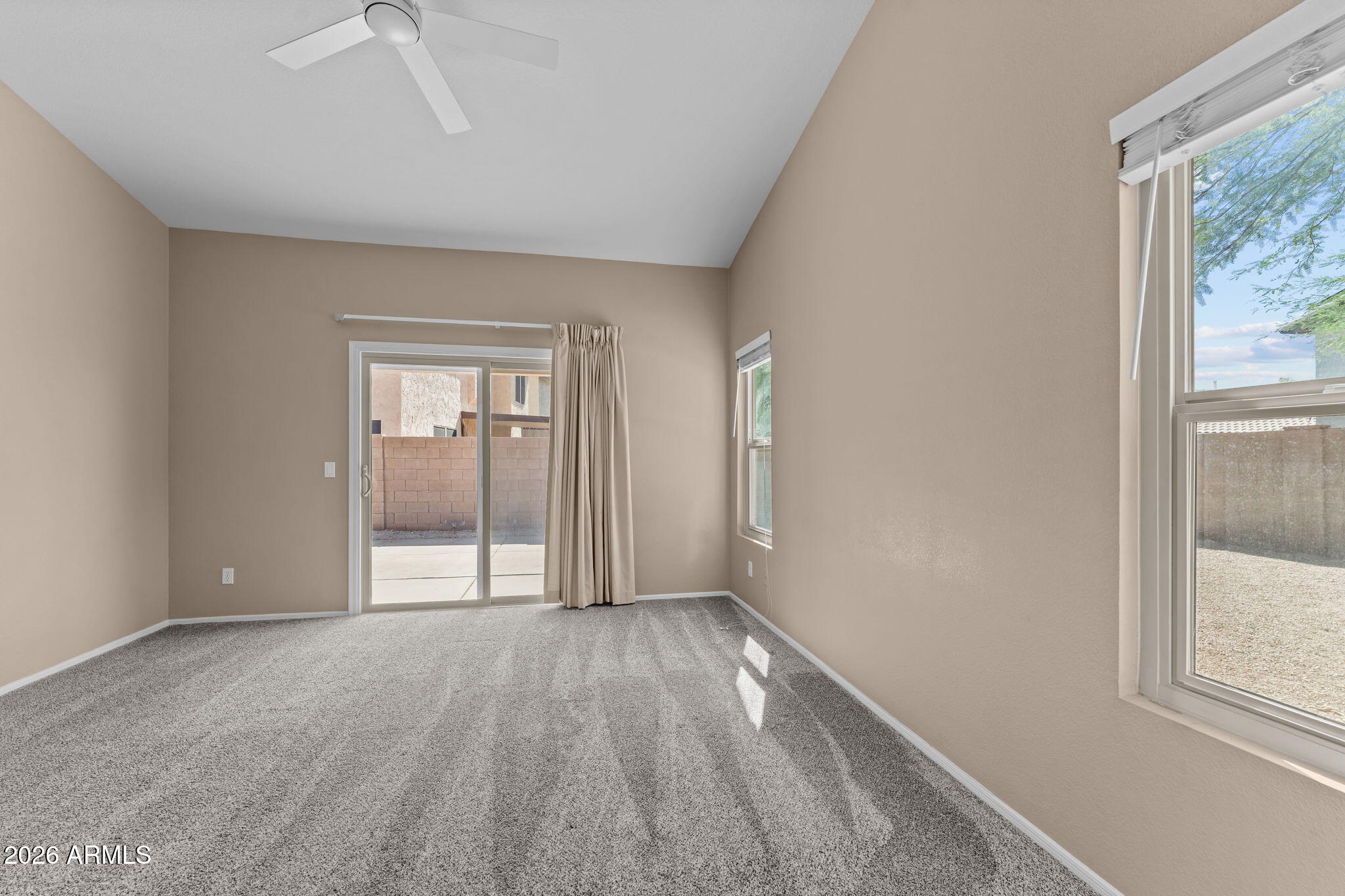 SILVERTON RANCH - Residential