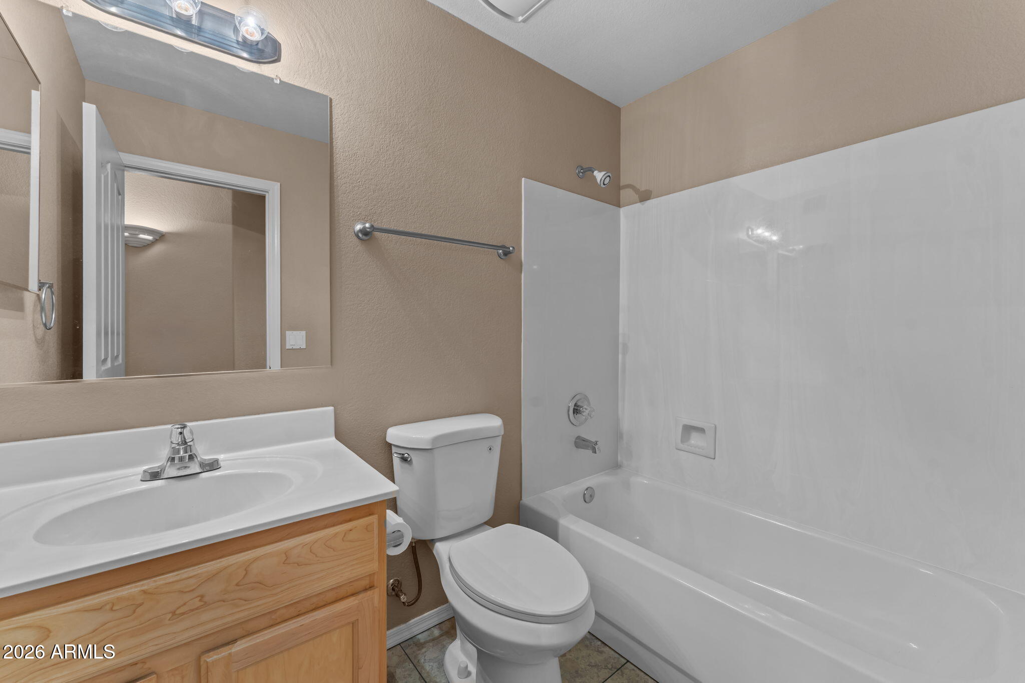 SILVERTON RANCH - Residential