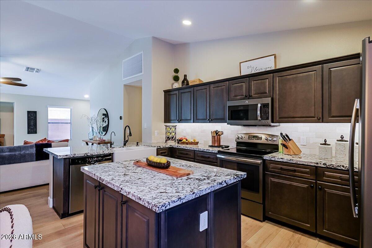 Dove Valley Ranch - Residential Lease