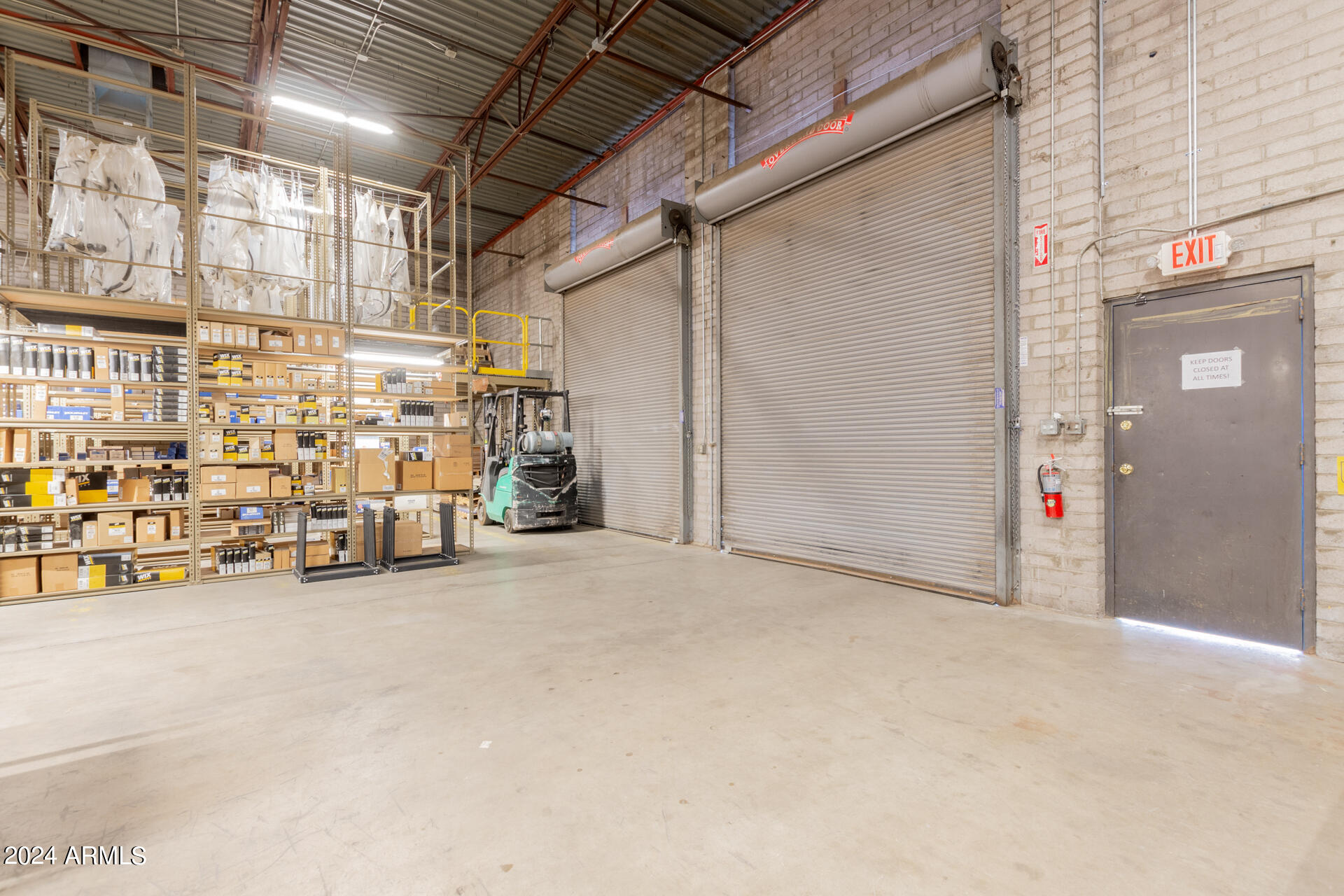HOHOKAM INDUSTRIAL PARK - Commercial Sale