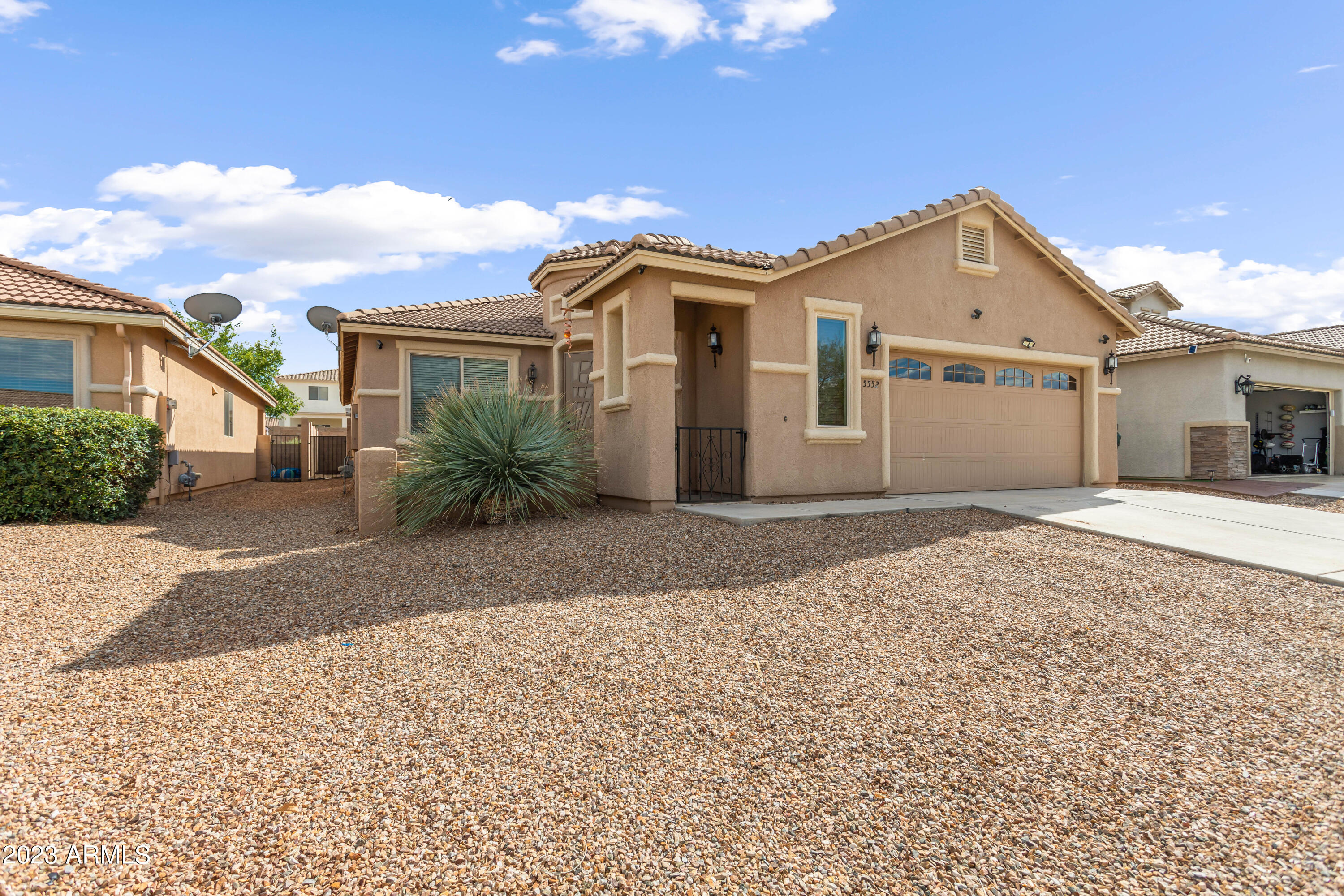 CAMPSTONE - Residential