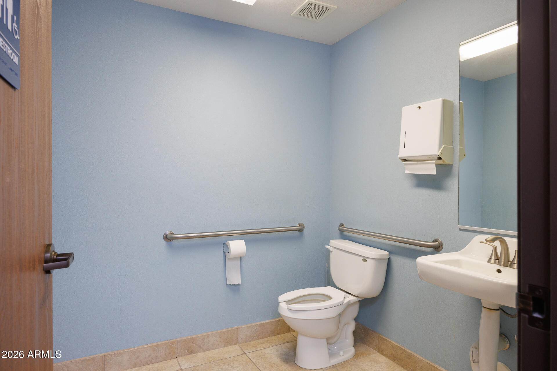 Park North - Commercial Sale