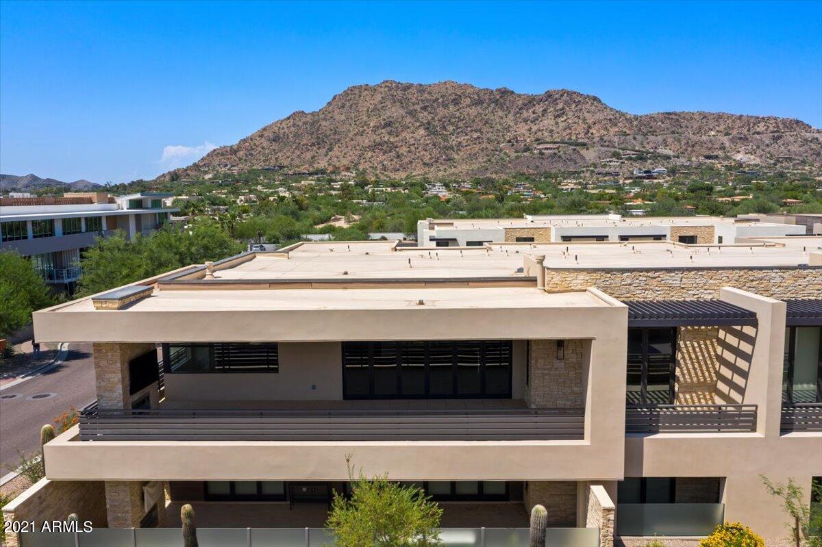 VILLAS AT MOUNTAIN SHADOWS 2 CONDOMINIUMS 2
mountain shadow - Residential