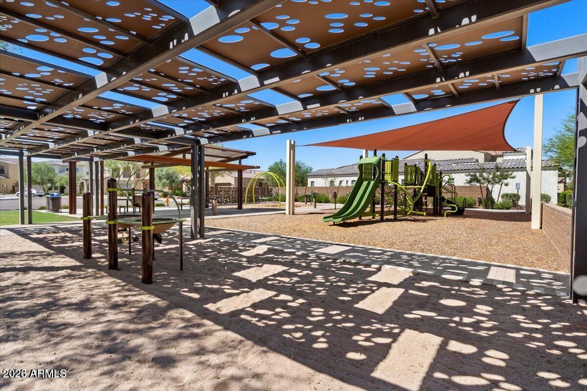 SKY CROSSING PARCEL 9 - Residential
