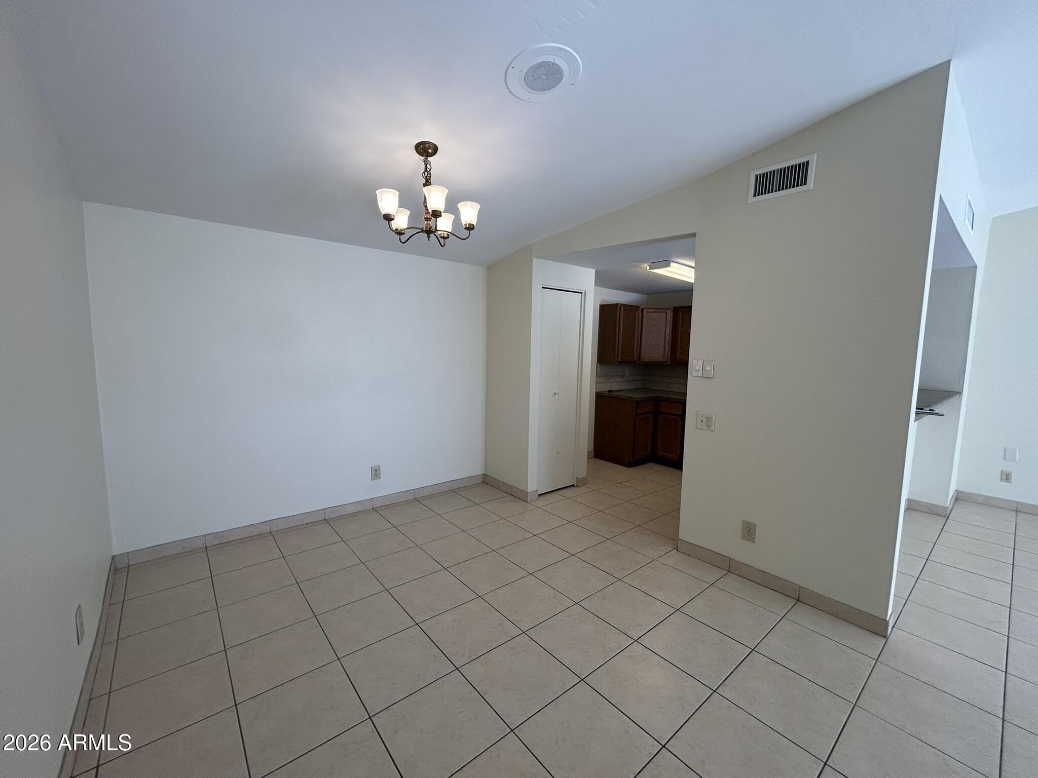 PULTE VILLAS CHANDLER - Residential Lease