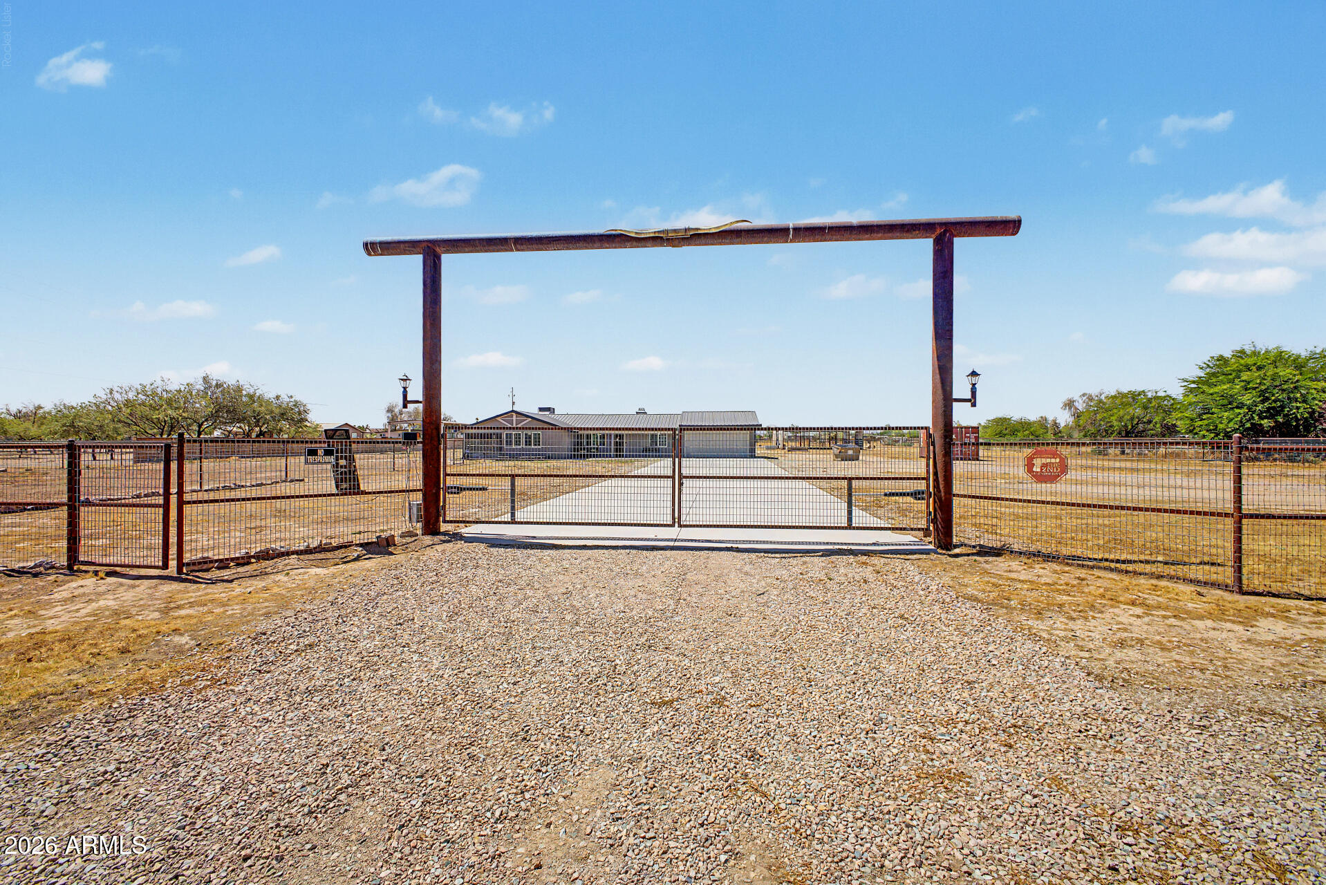 PAPAGO BUTTE RANCHOS - Residential