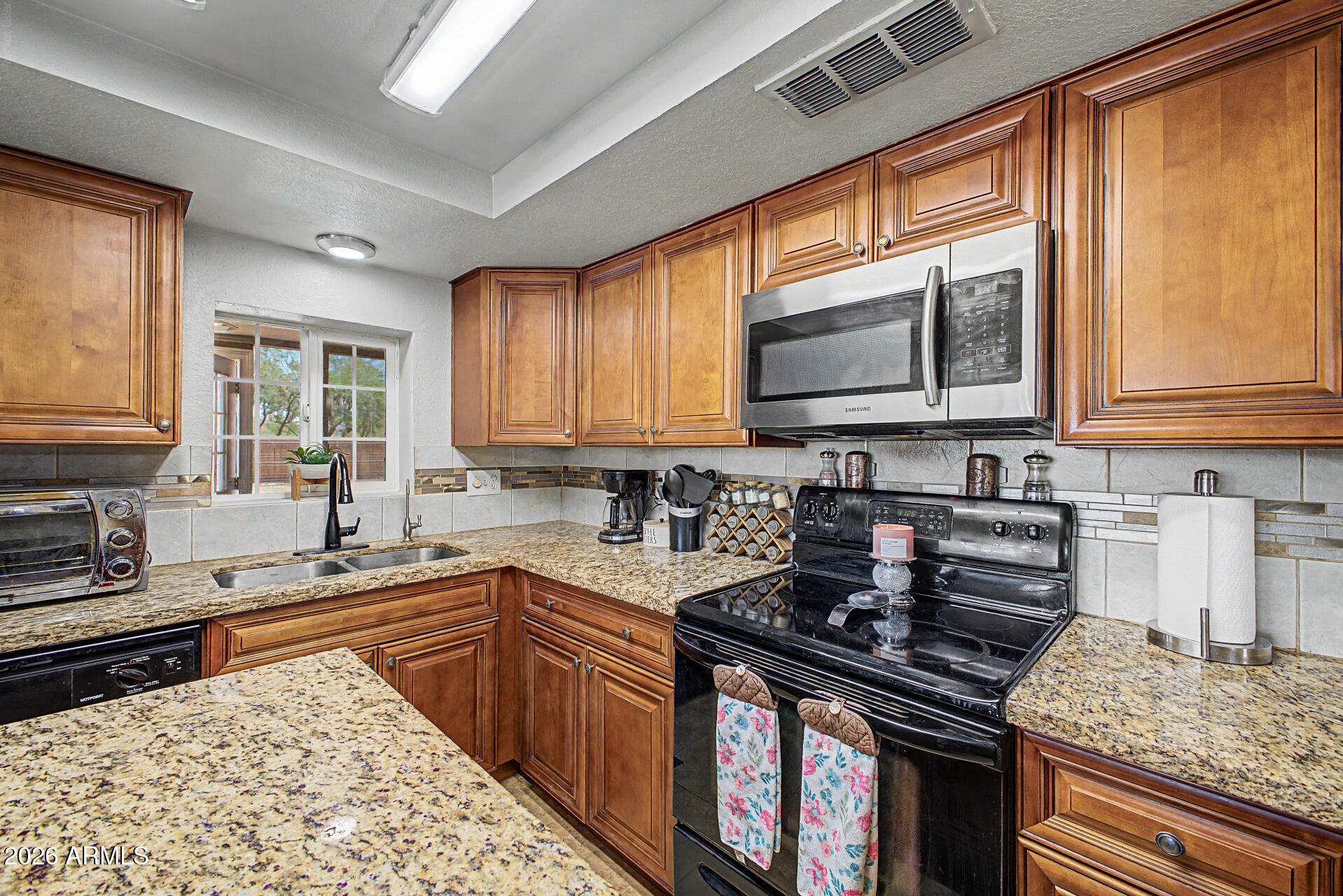 PAPAGO BUTTE RANCHOS - Residential