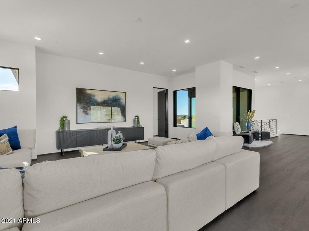 DESERT MOUNTAIN - Residential