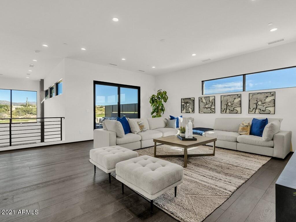 DESERT MOUNTAIN - Residential