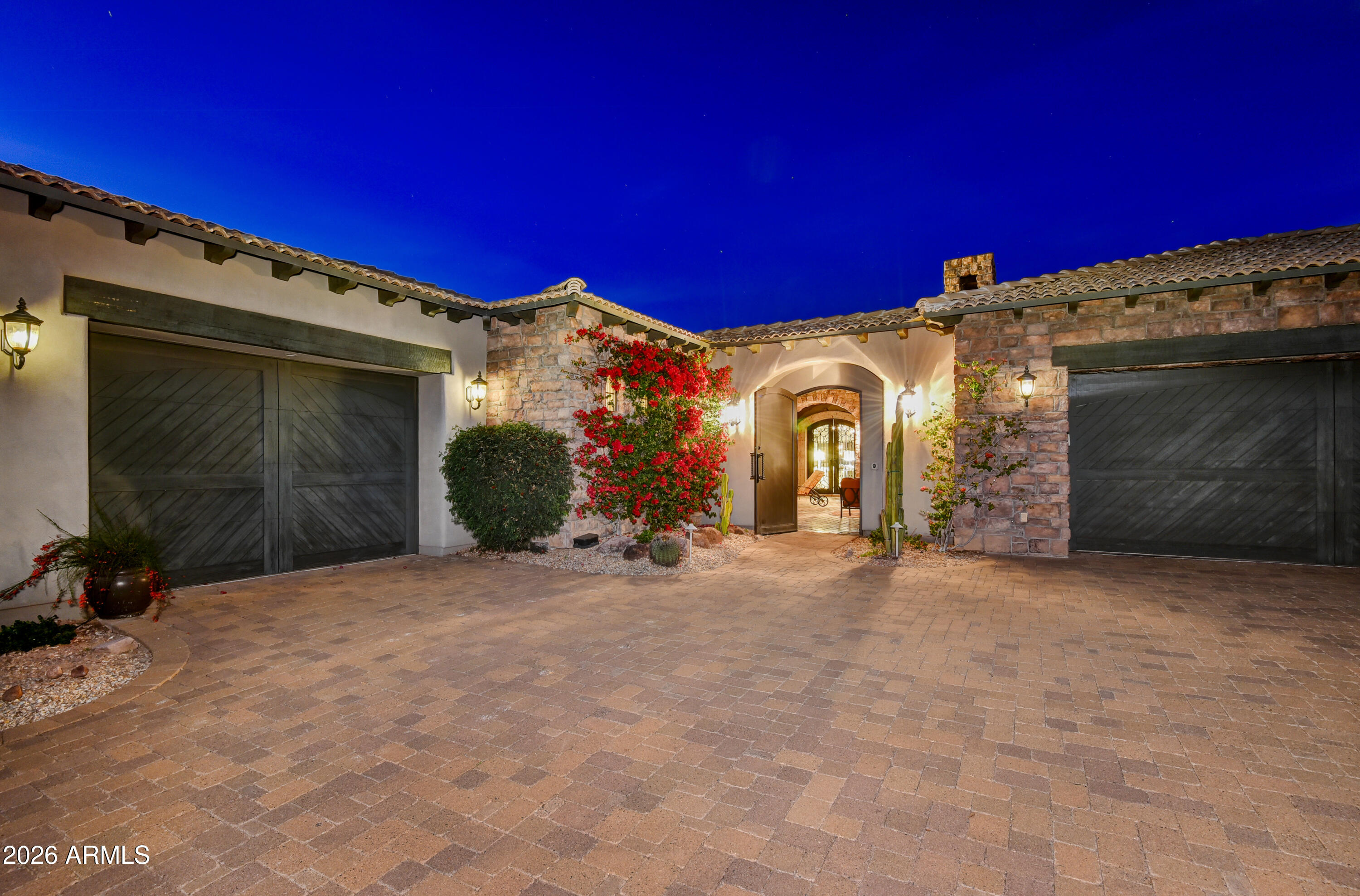 Superstition Mountain - Residential