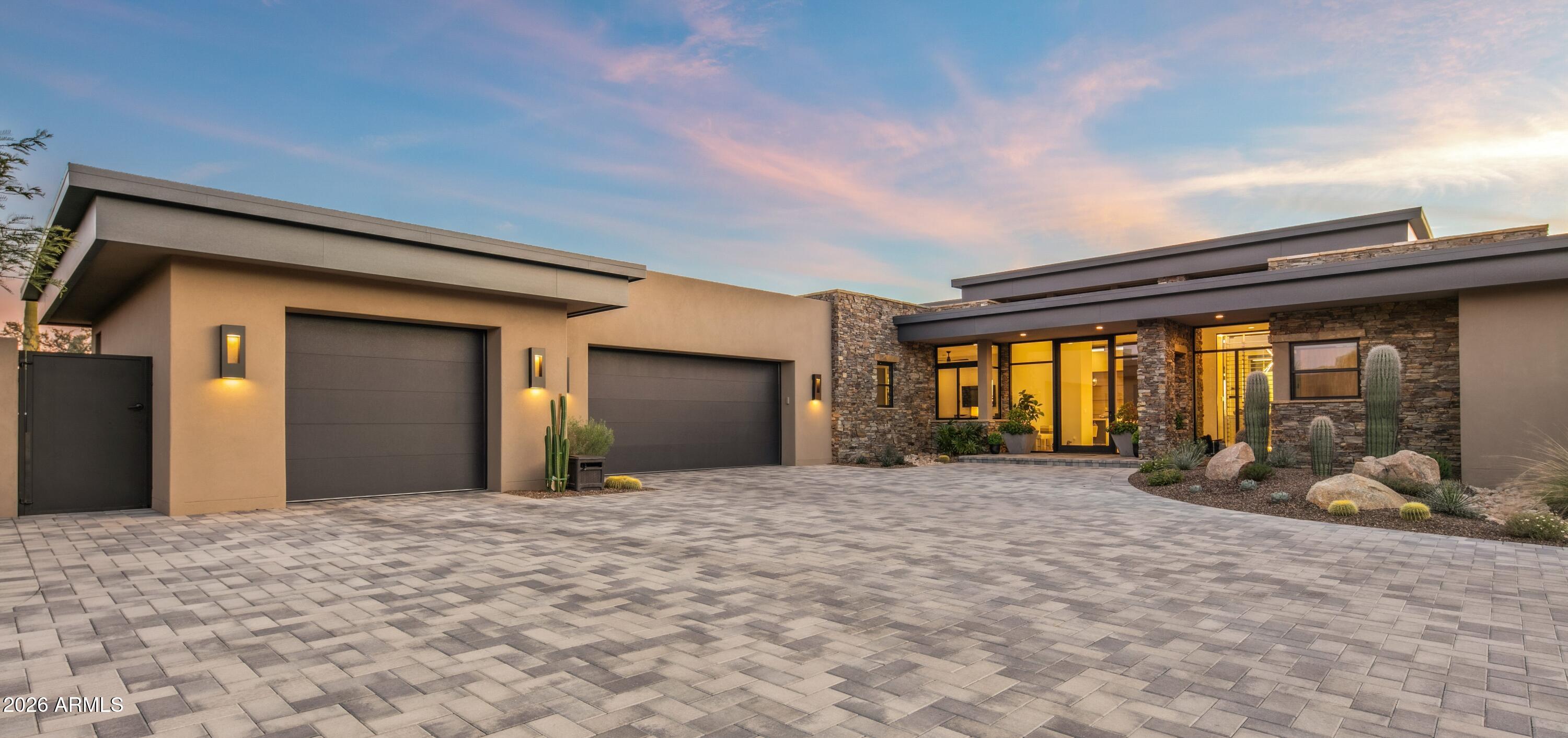 DESERT MOUNTAIN - Residential