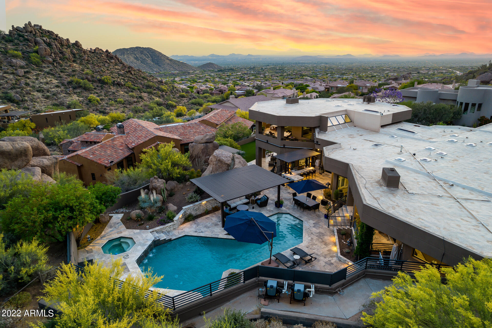 TROON RIDGE ESTATES LOT 1-7 TR A - Residential
