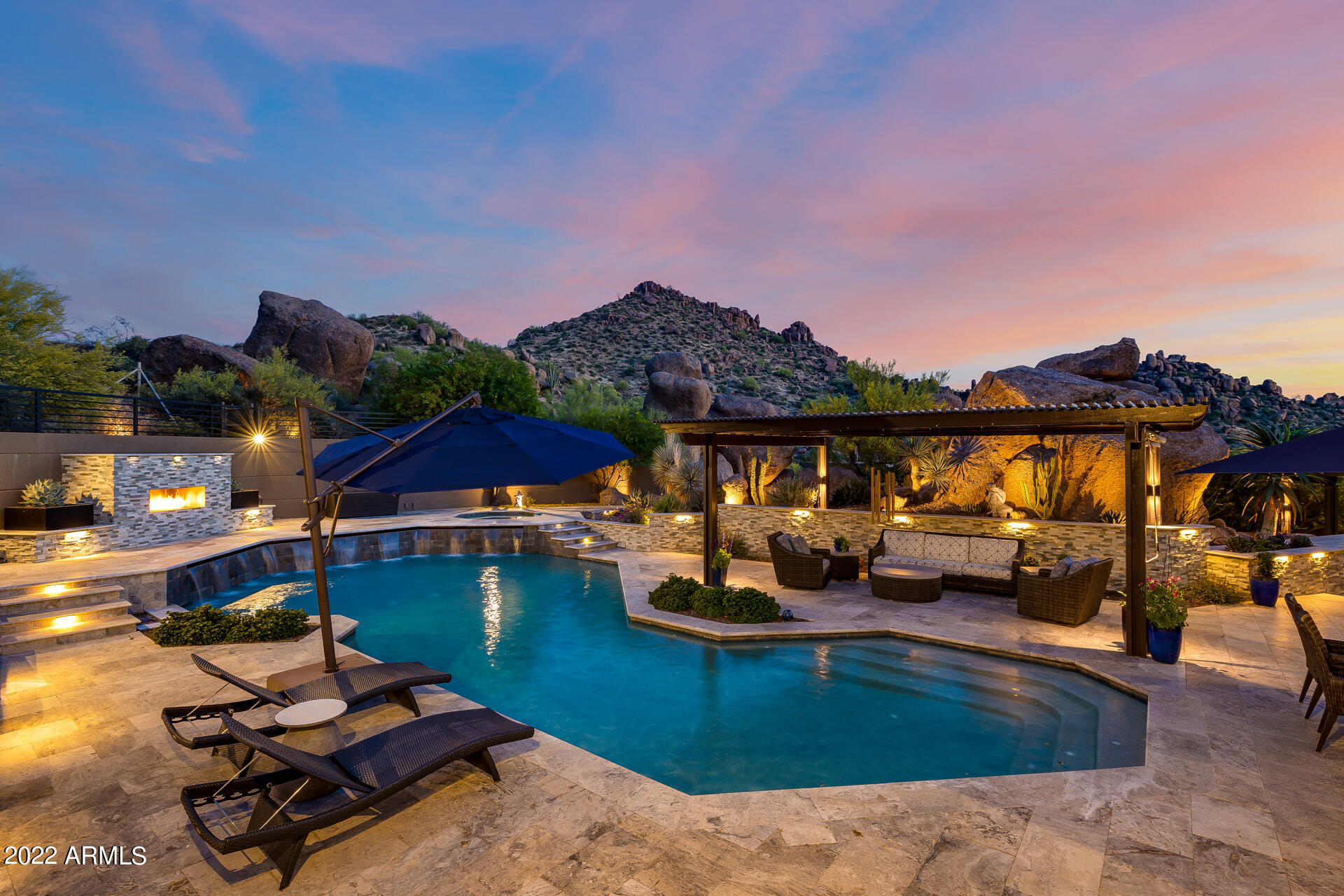 TROON RIDGE ESTATES LOT 1-7 TR A - Residential