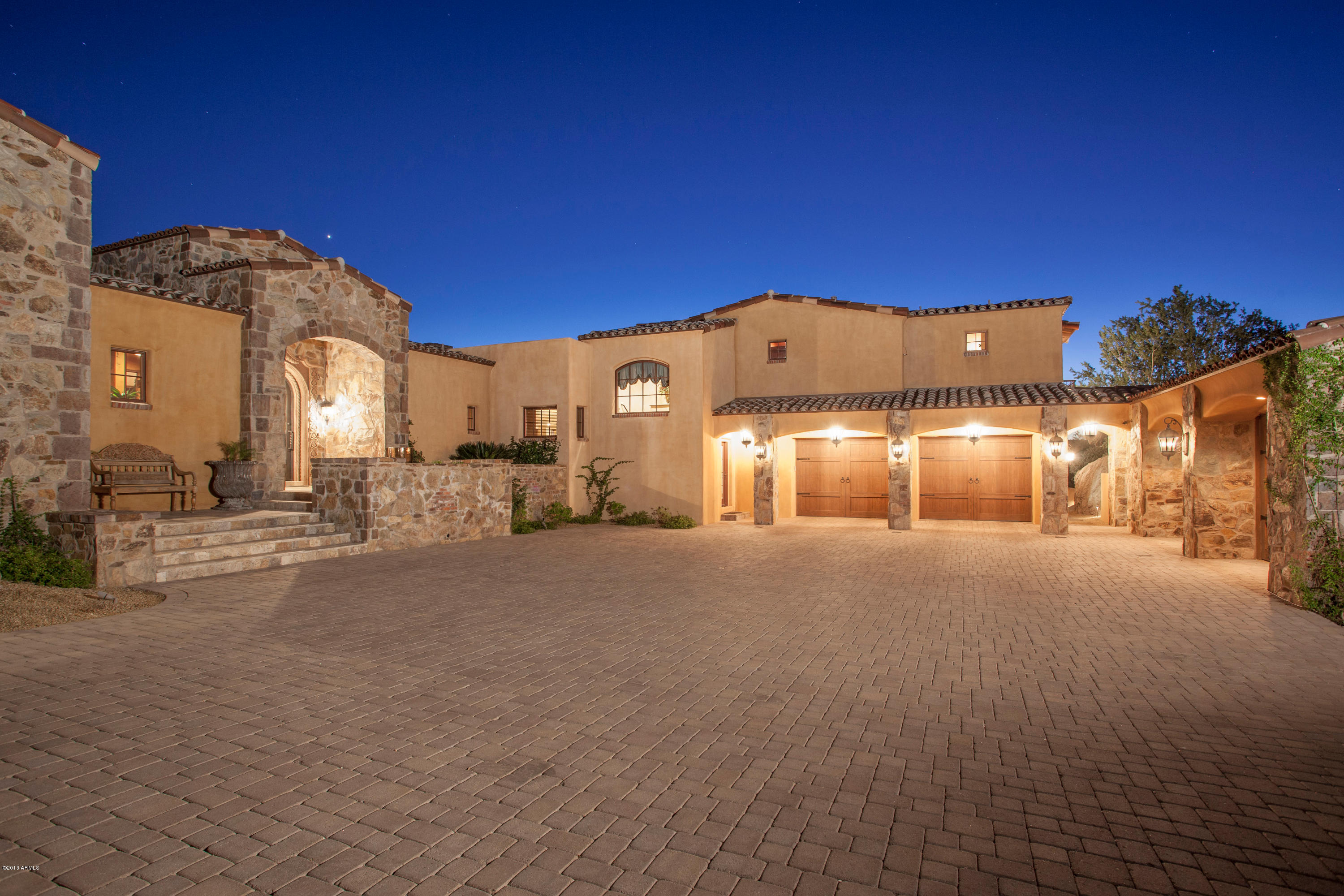 Estancia - Residential