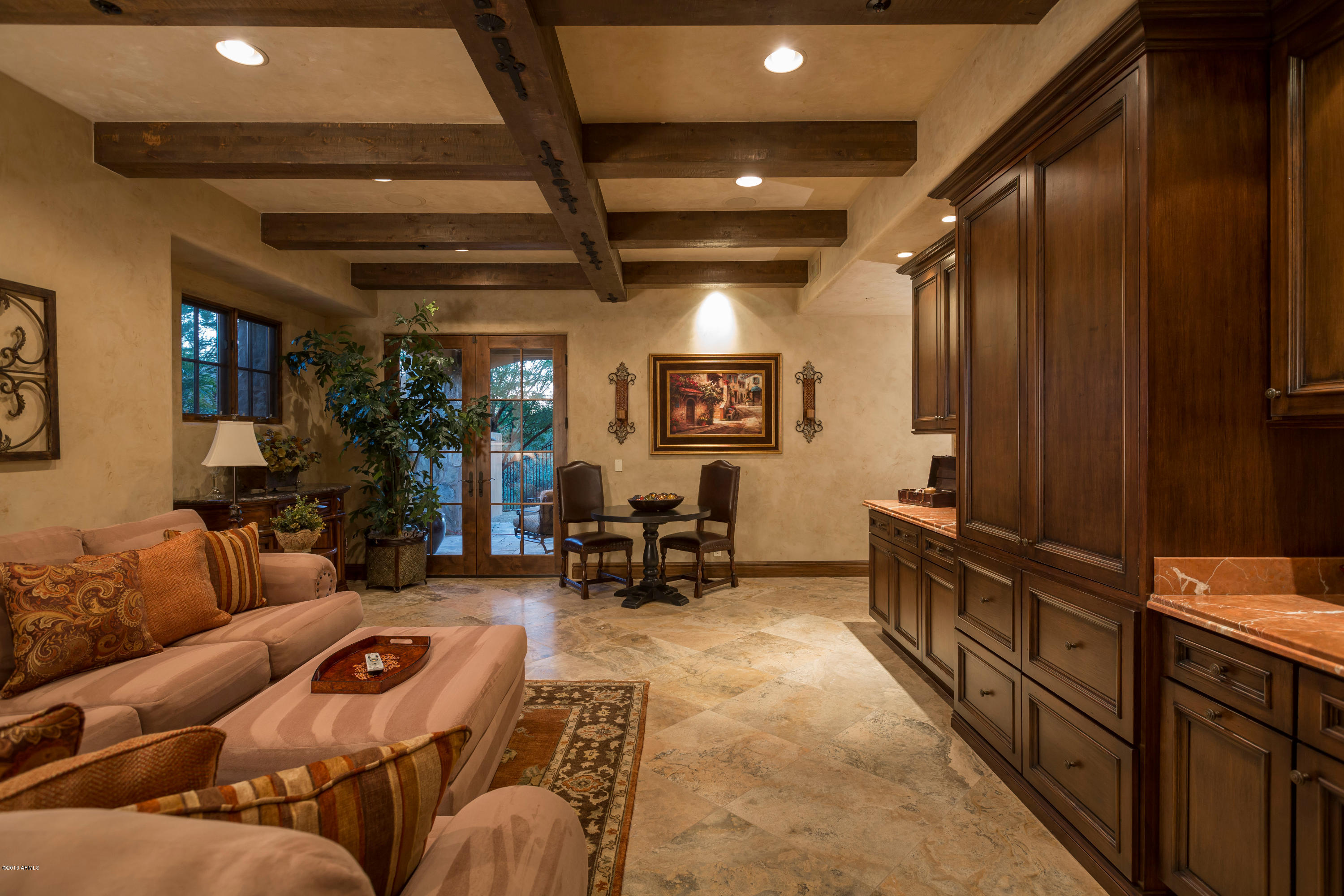 Estancia - Residential
