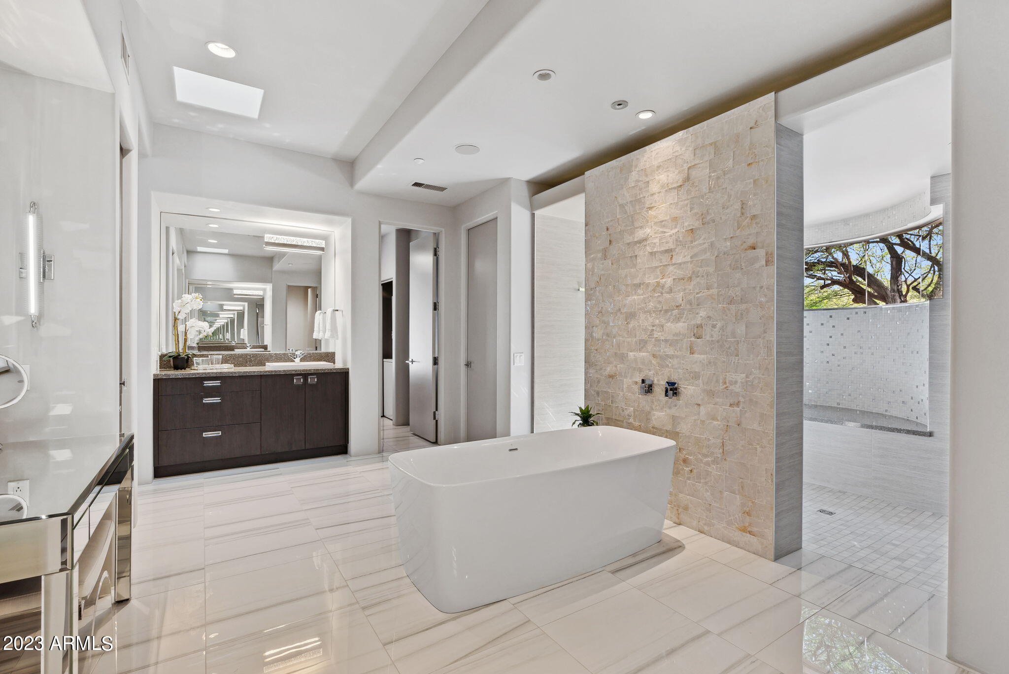 WINDY WALK ESTATES UNIT 2 LOT 155-208 TR A - Residential