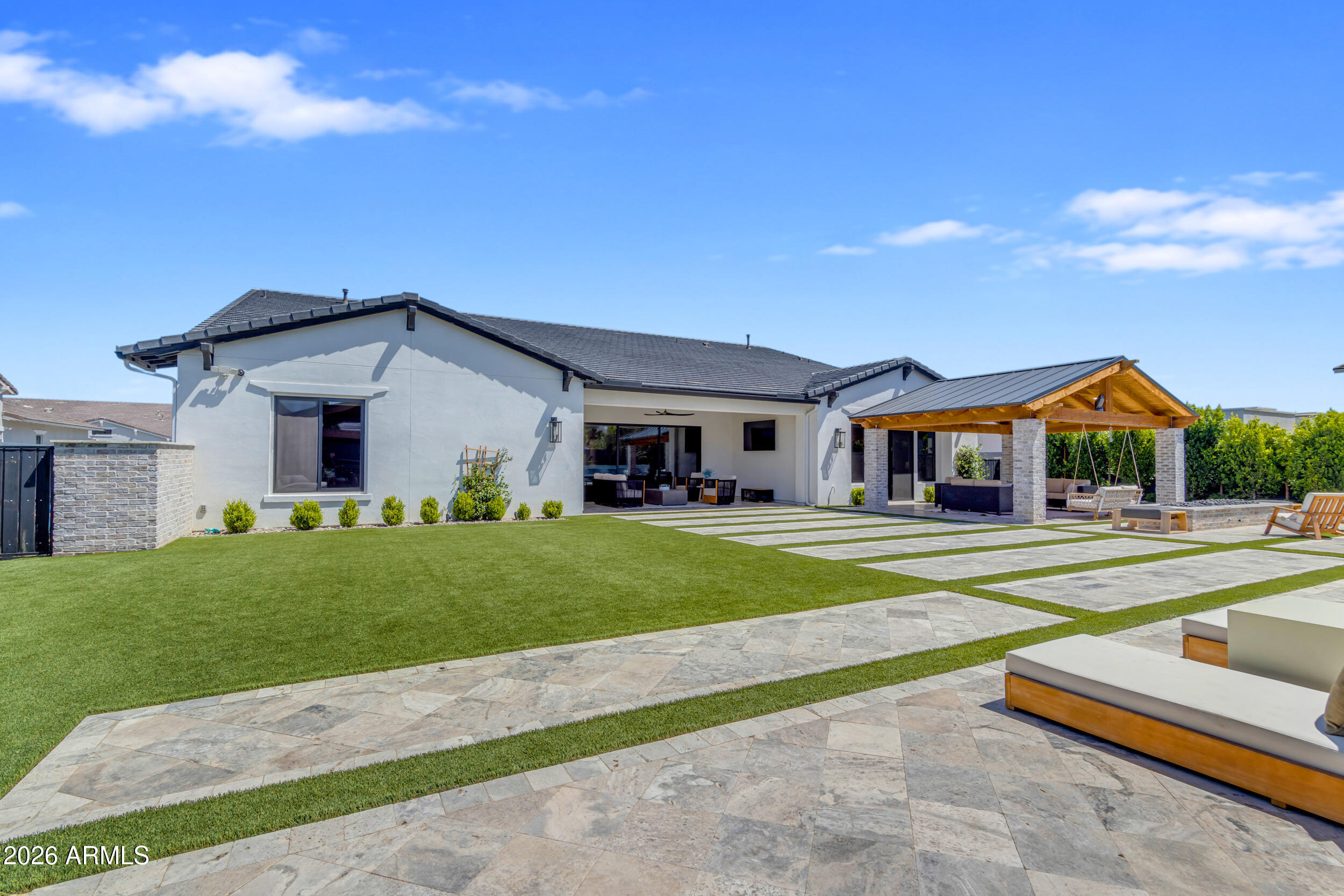 BRIDLE RANCH - Residential