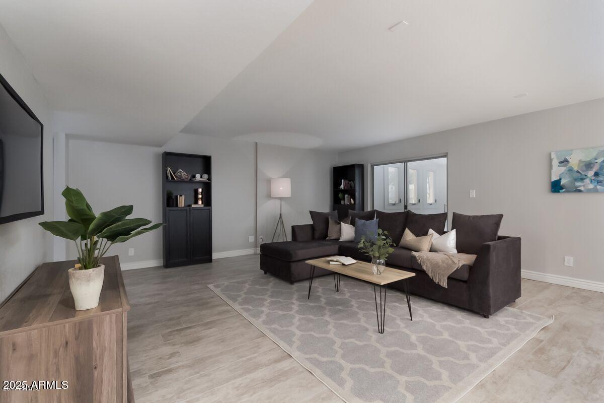 SANDS EAST 3 - Residential Lease