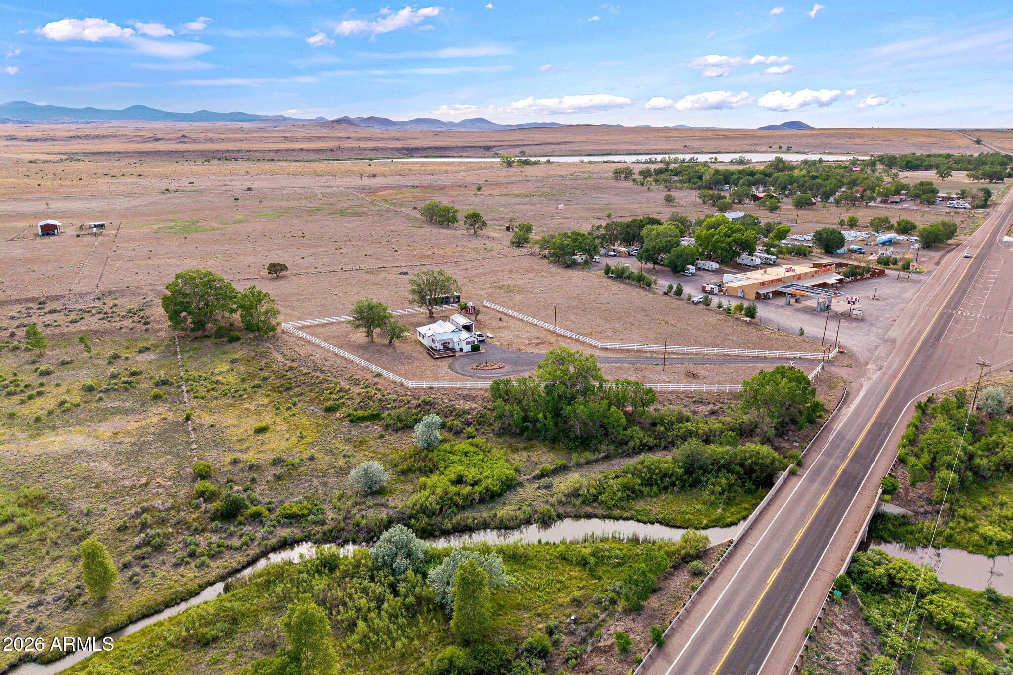 SPRINGERVILLE UNSUBDIVIDED - Residential