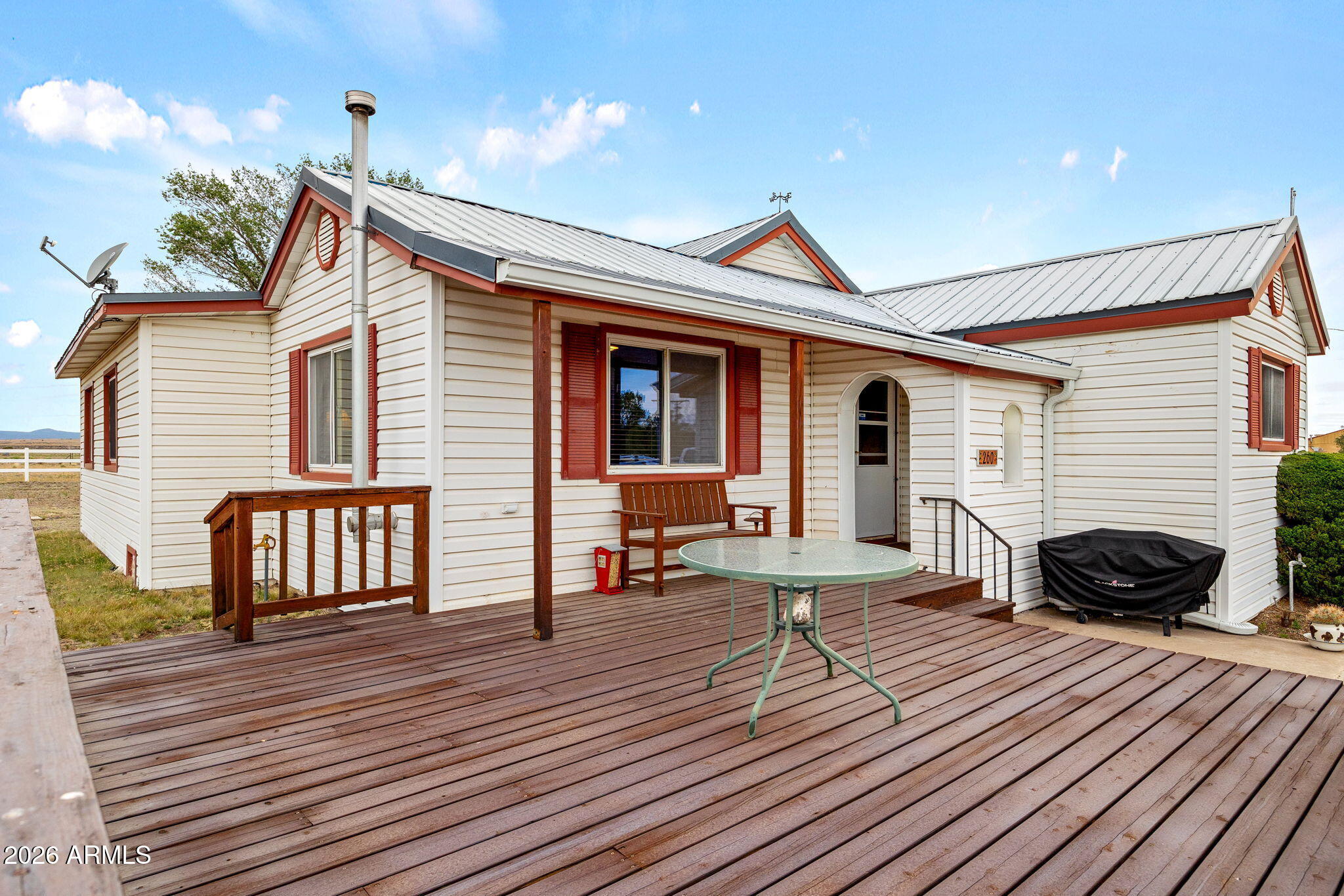 SPRINGERVILLE UNSUBDIVIDED - Residential