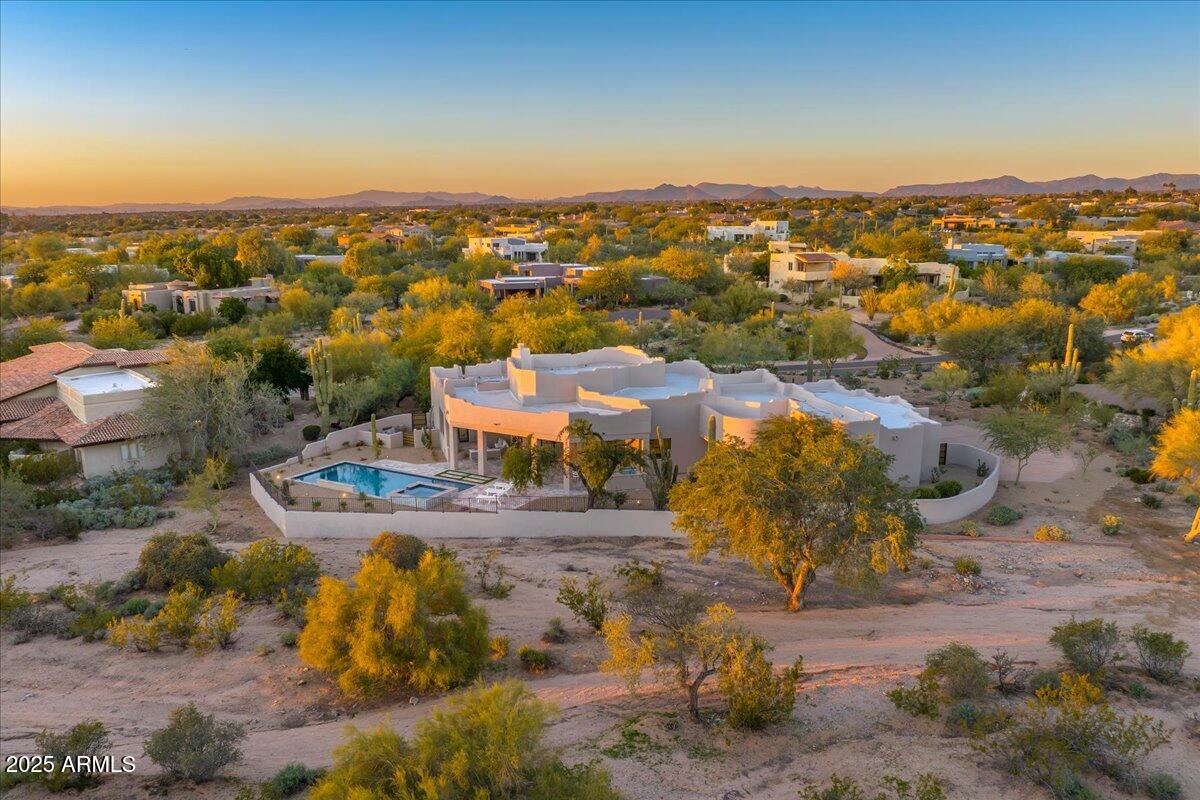 PINNACLE PEAK VISTAS - Residential