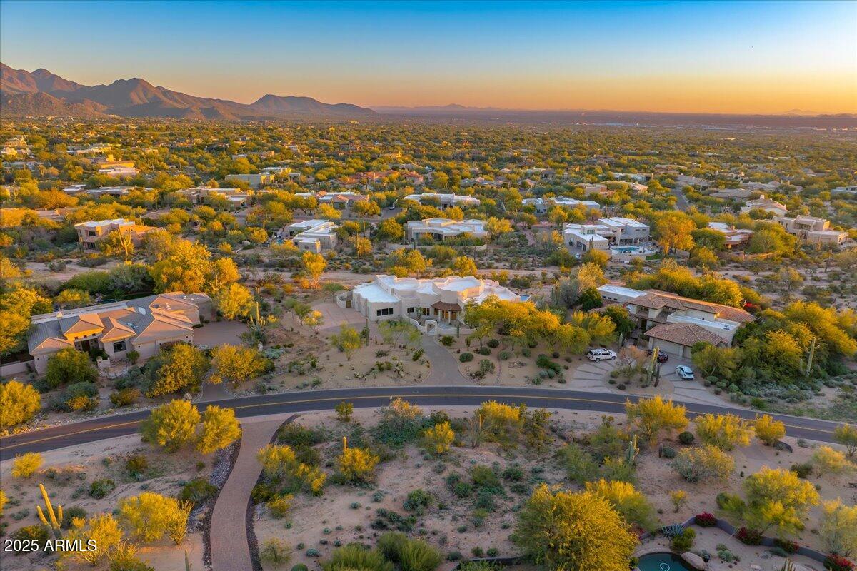 PINNACLE PEAK VISTAS - Residential