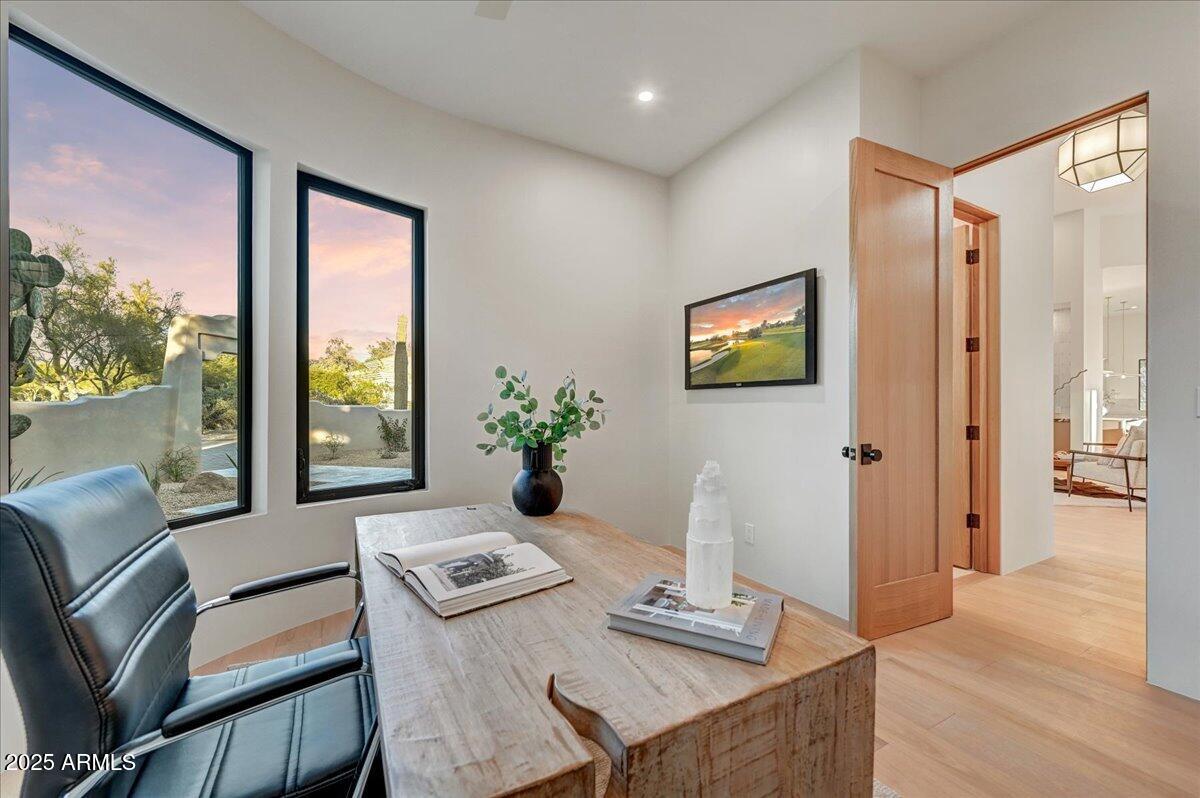 PINNACLE PEAK VISTAS - Residential