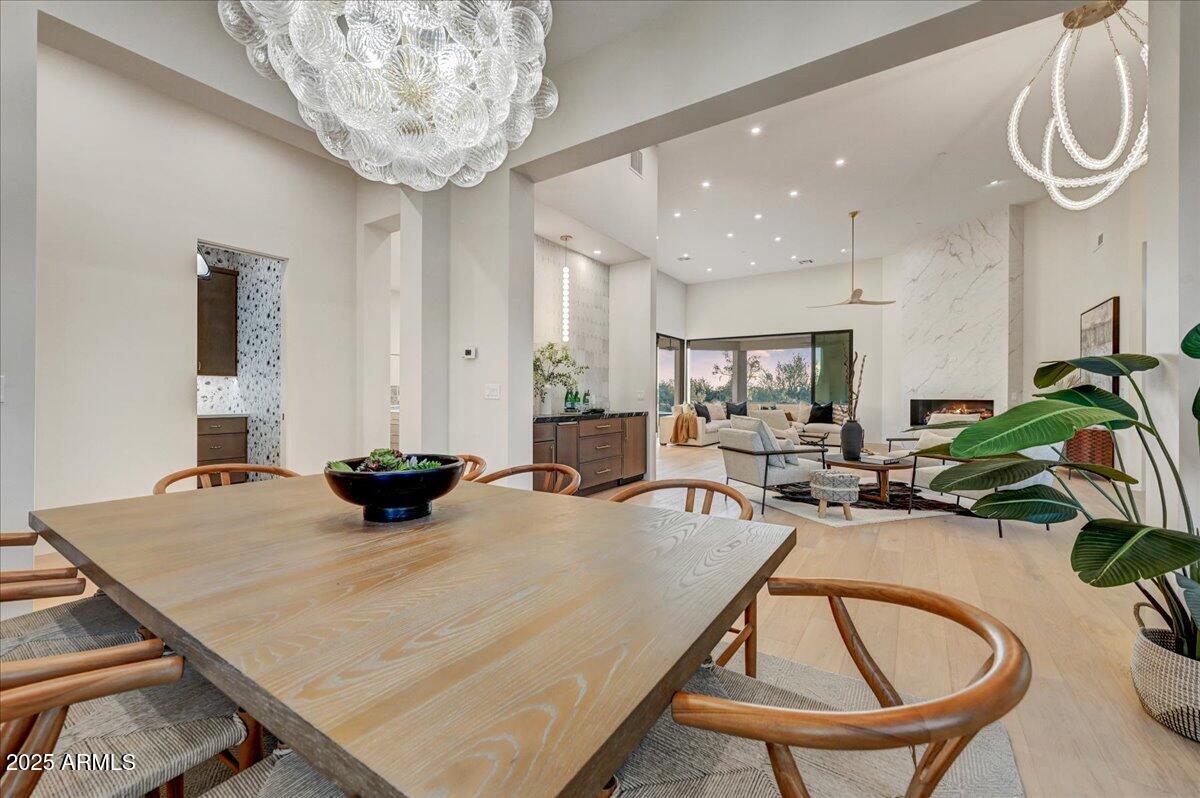 PINNACLE PEAK VISTAS - Residential