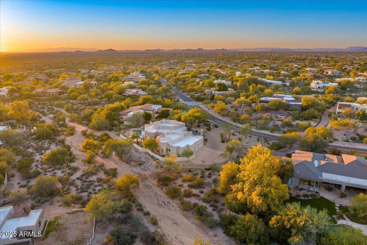 PINNACLE PEAK VISTAS - Residential