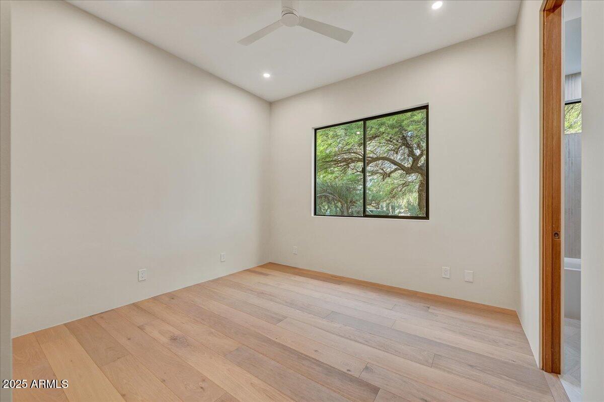 PINNACLE PEAK VISTAS - Residential