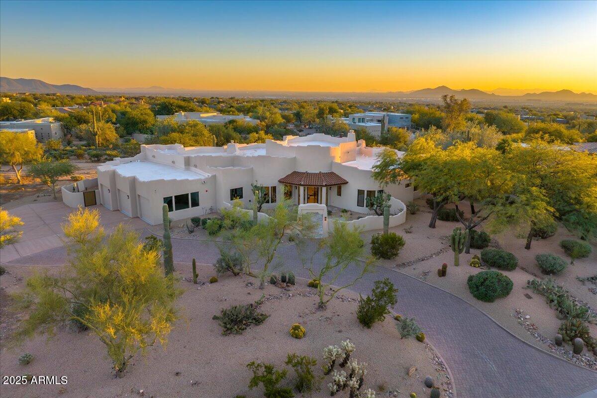 PINNACLE PEAK VISTAS - Residential