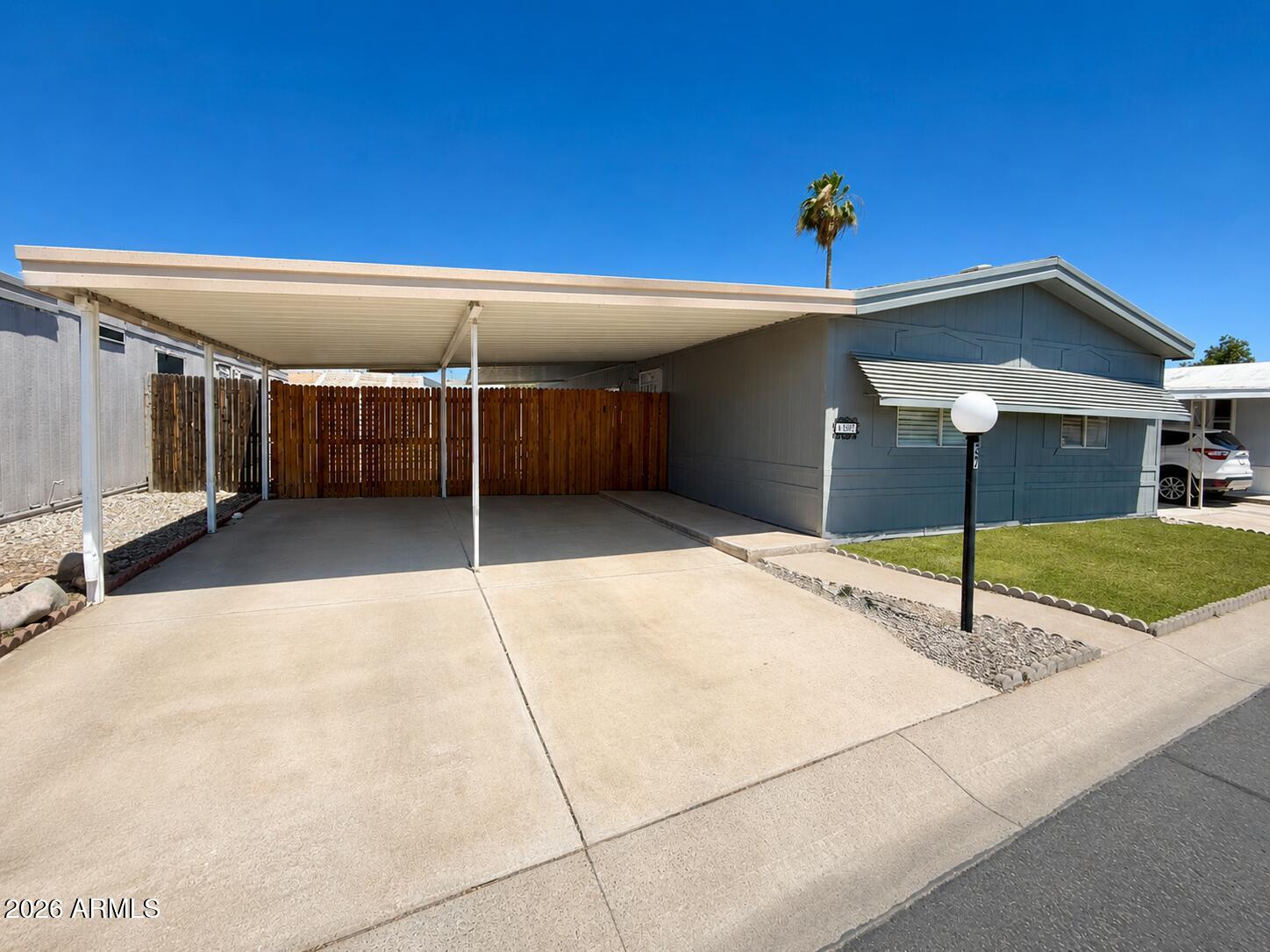 Peoria Polynesian Villiage - Residential