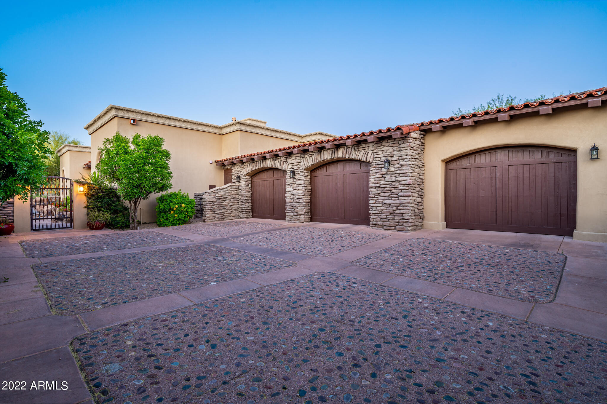 DC RANCH - Residential