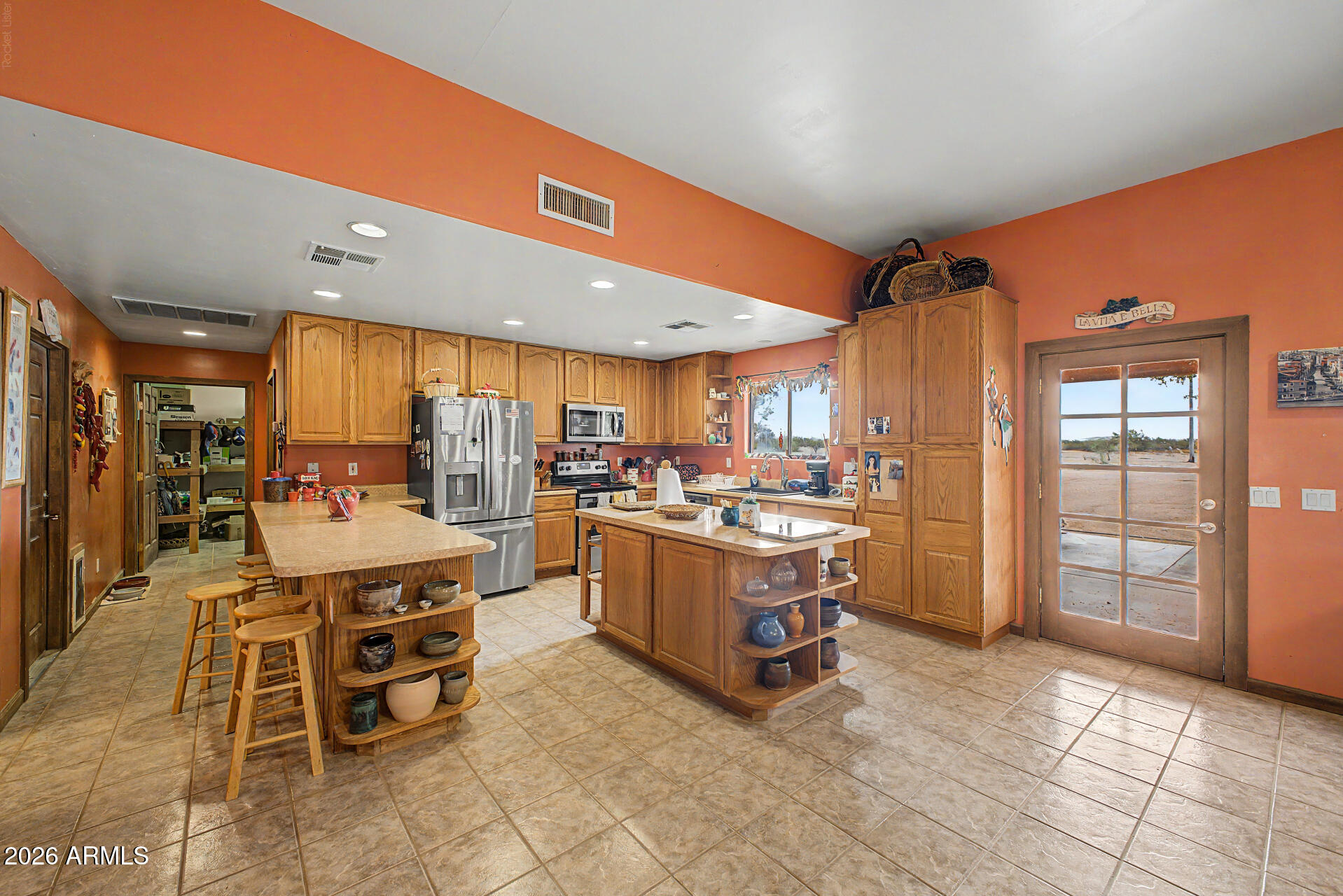 SADDLE VISTA - Residential