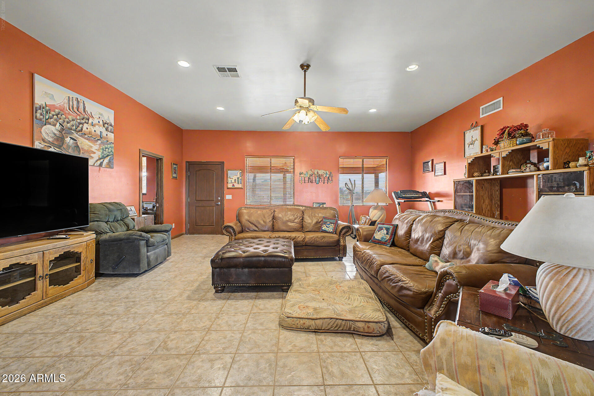 SADDLE VISTA - Residential