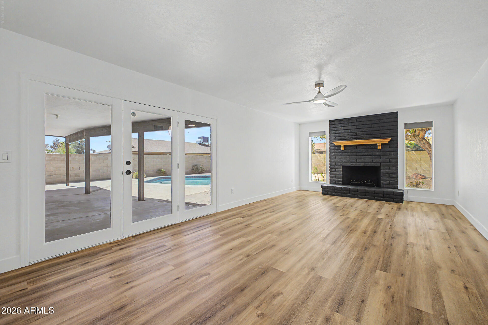 WESTCLIFF PARK UNIT 2 - Residential
