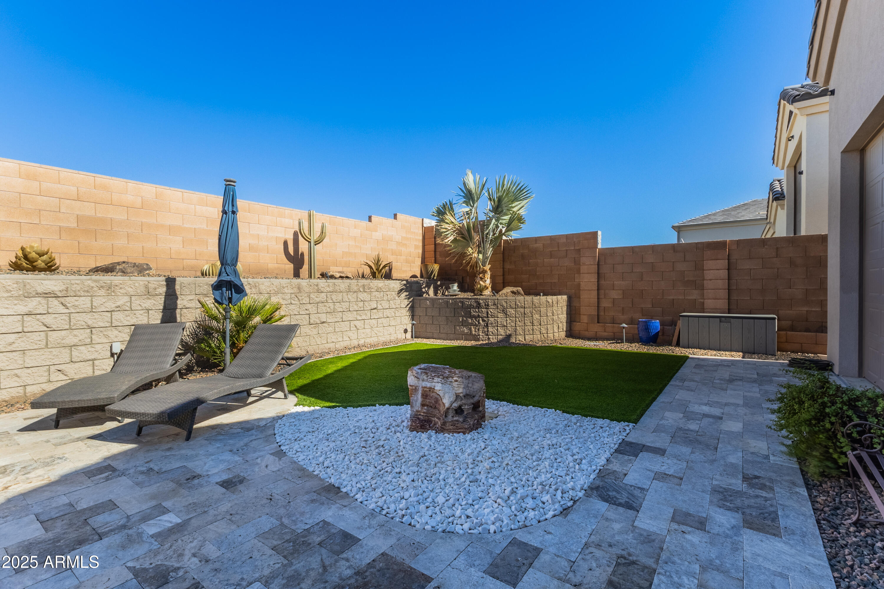 NORTH POINTE SUB PHASE B TRACT 3703-B - Residential