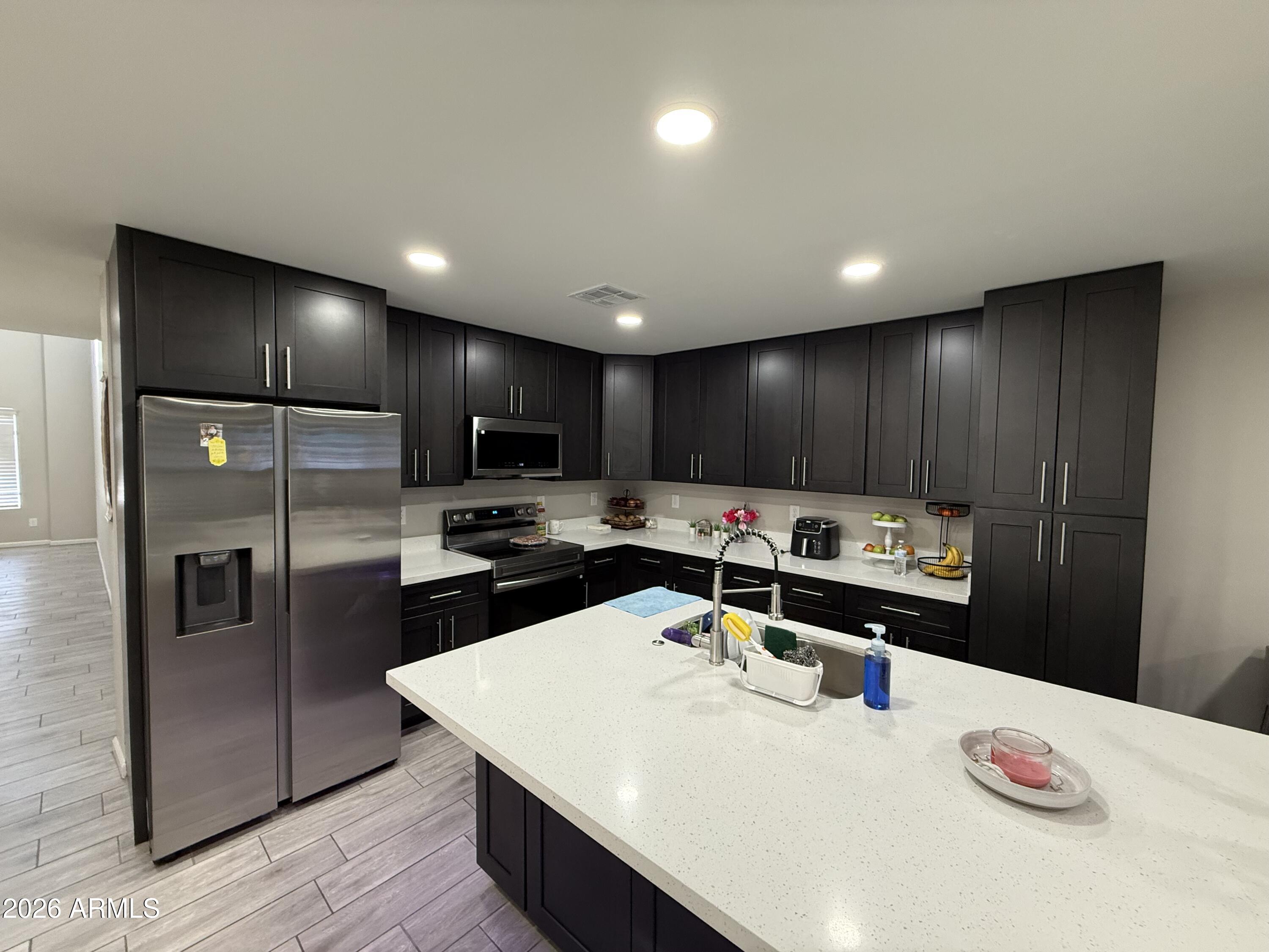 NORTH BROADWAY ESTATES - Residential Income