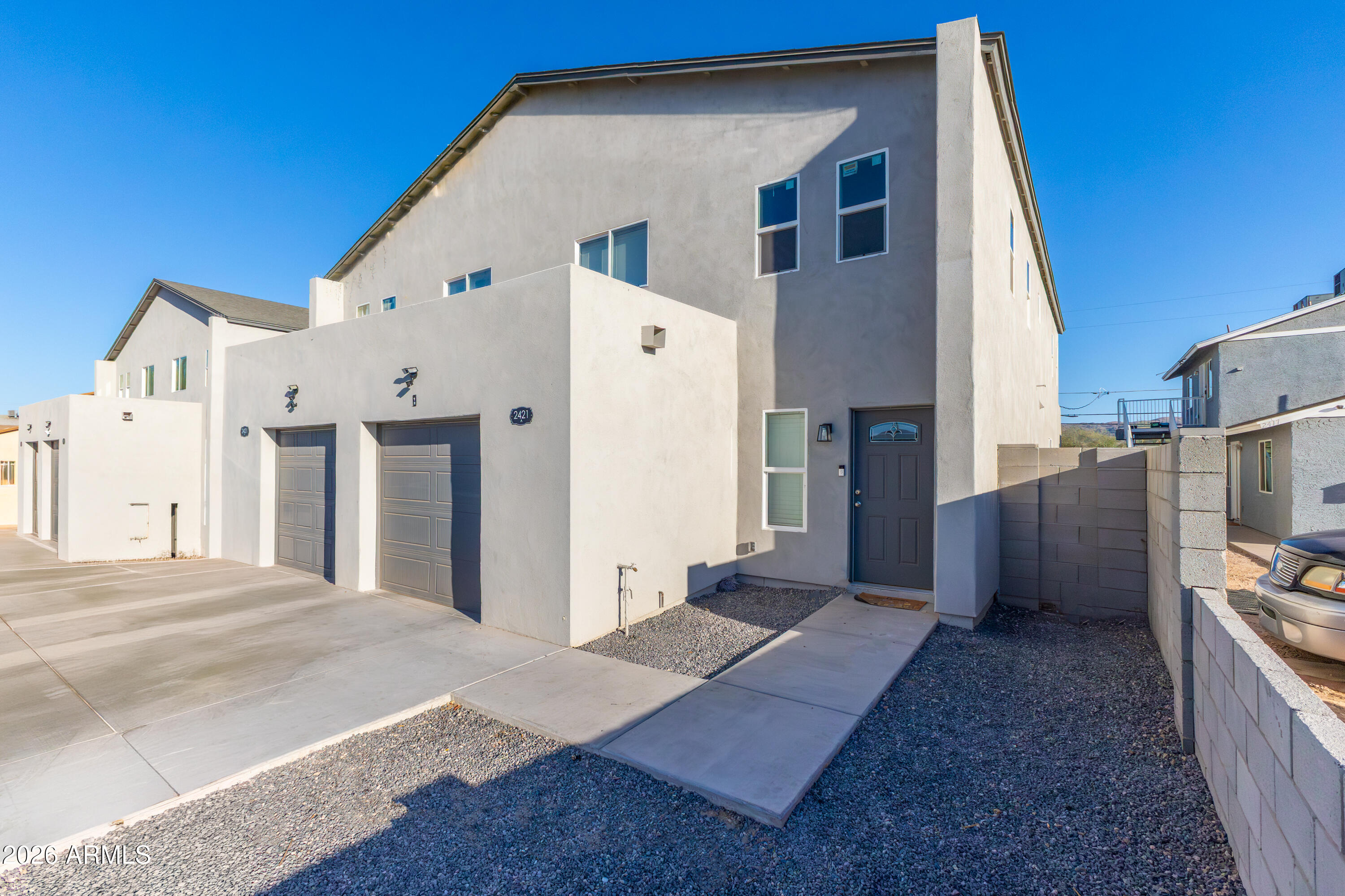 NORTH BROADWAY ESTATES - Residential Income