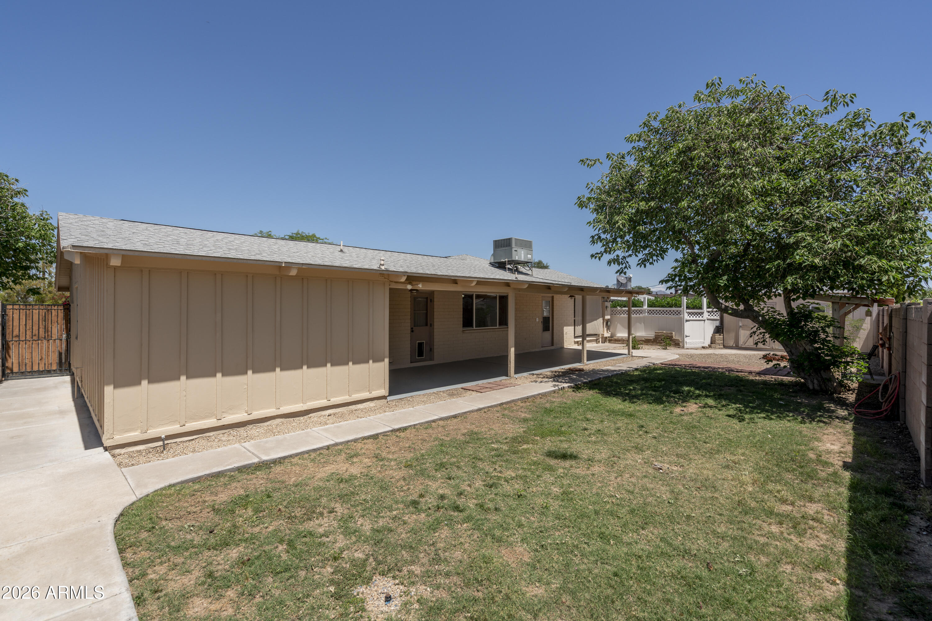 MELROSE PARADISE 1 - Residential