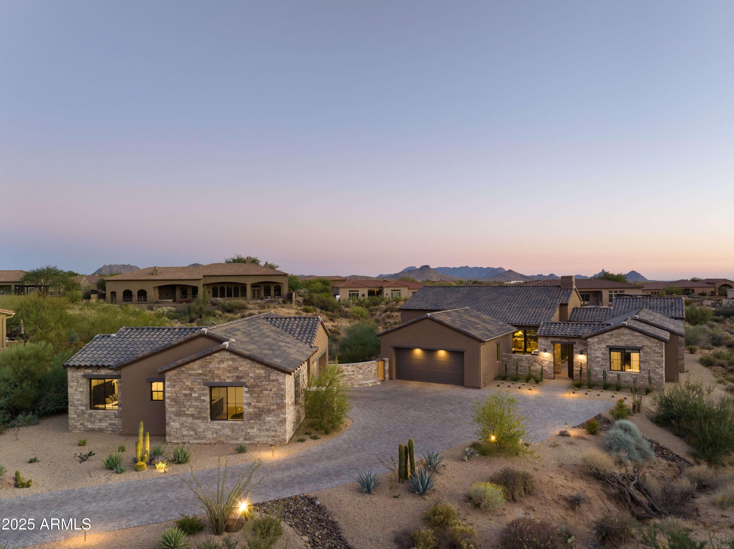 MIRABEL VILLAGE 16 - Residential