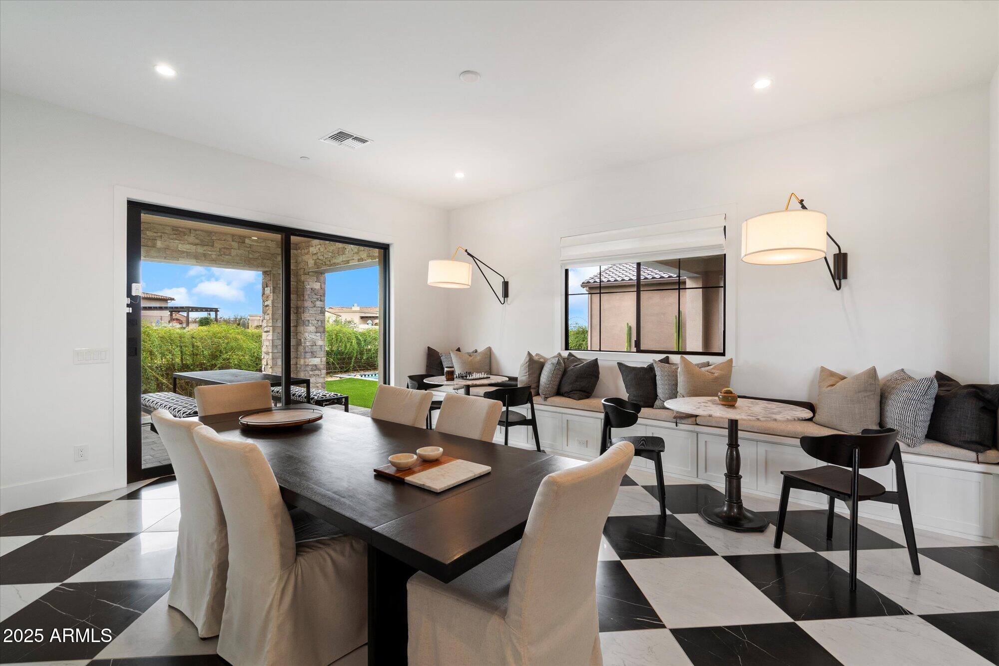MIRABEL VILLAGE 16 - Residential