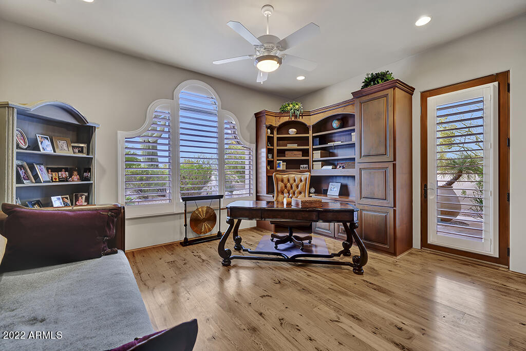 GROSSE POINTE HIGHLANDS - Residential