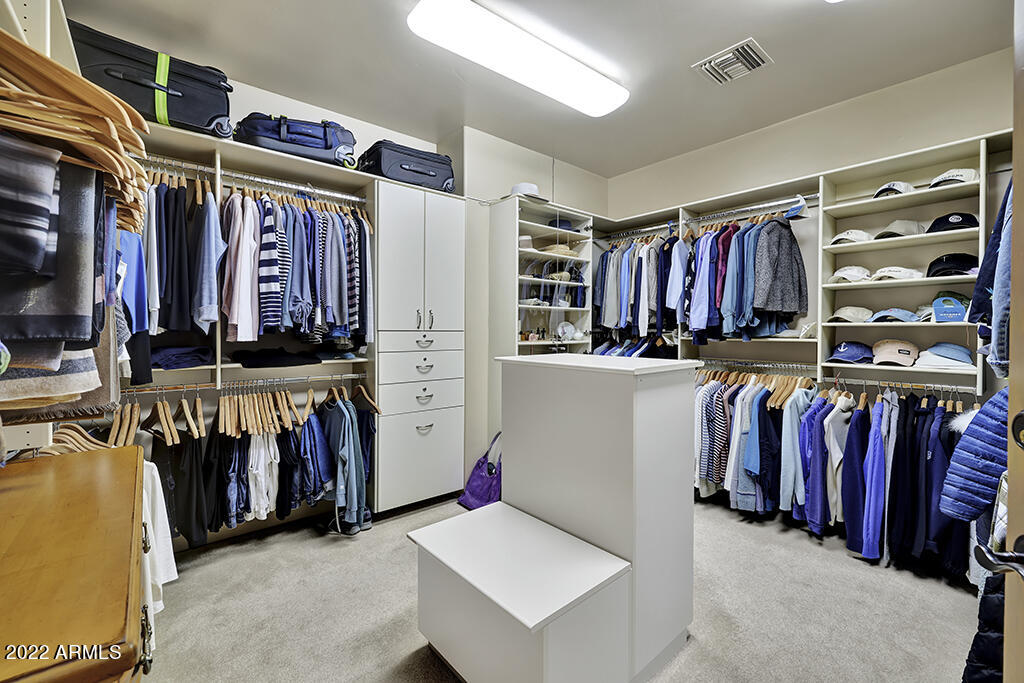 GROSSE POINTE HIGHLANDS - Residential