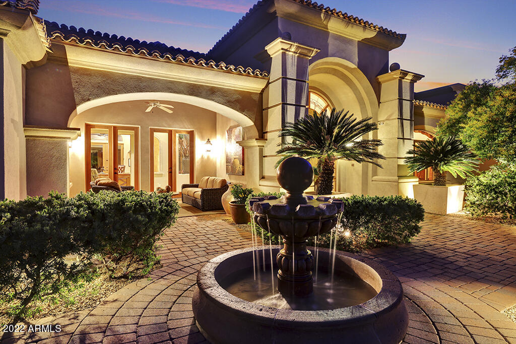 GROSSE POINTE HIGHLANDS - Residential