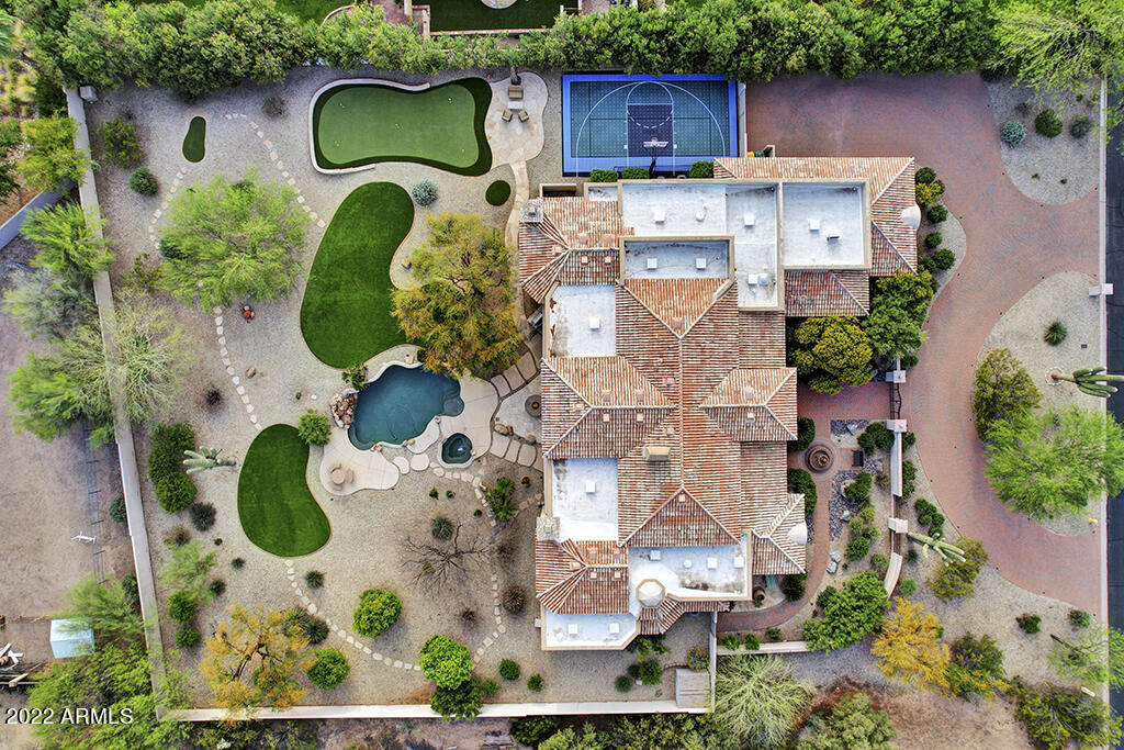 GROSSE POINTE HIGHLANDS - Residential