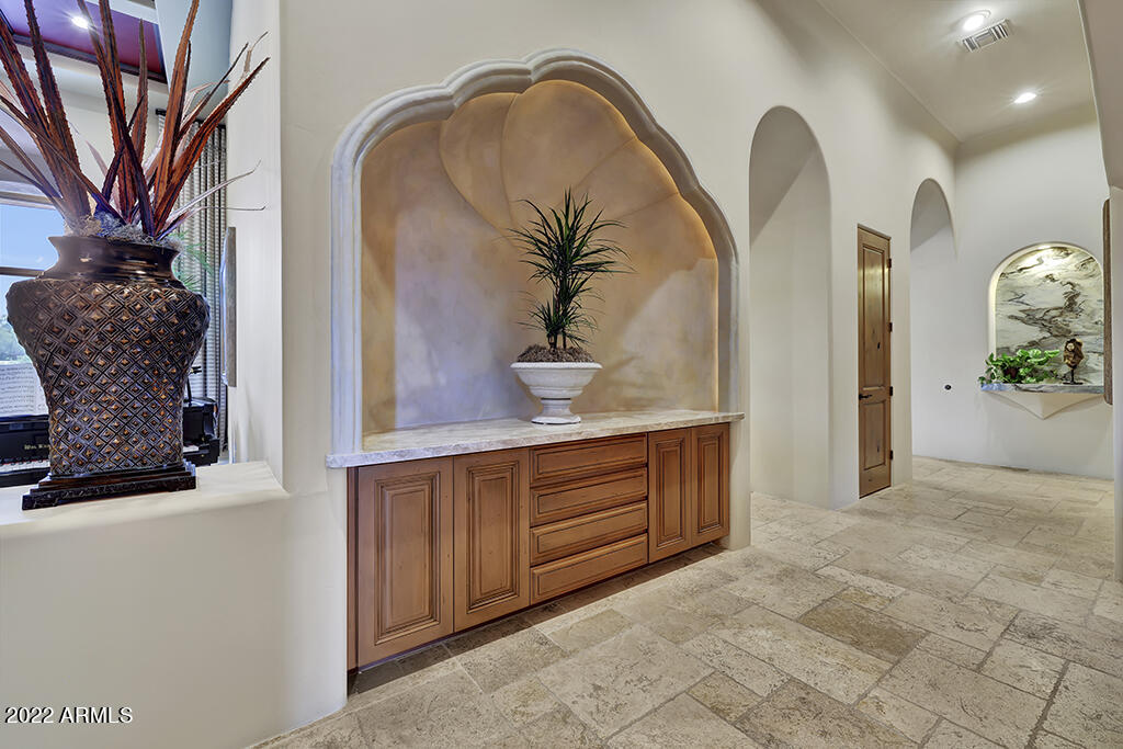 GROSSE POINTE HIGHLANDS - Residential