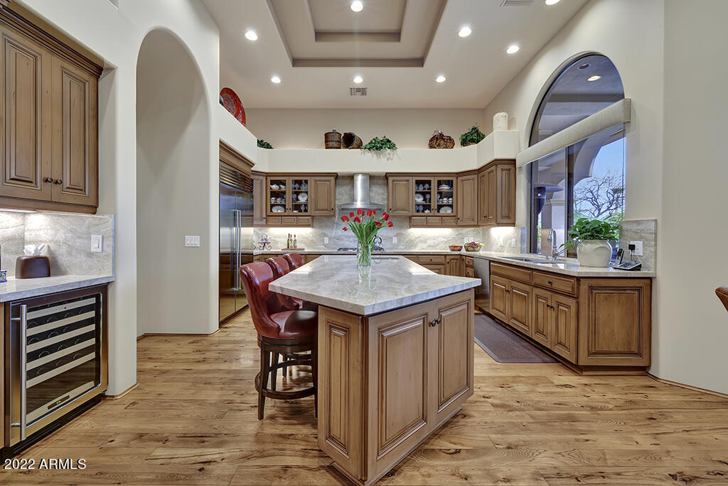 GROSSE POINTE HIGHLANDS - Residential