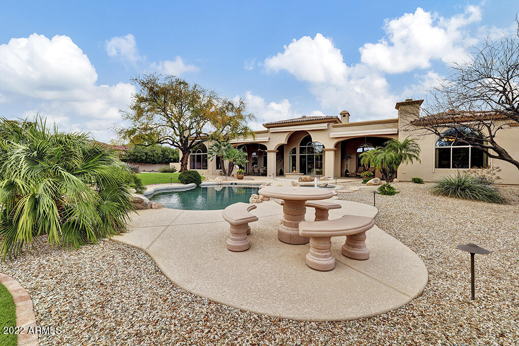 GROSSE POINTE HIGHLANDS - Residential