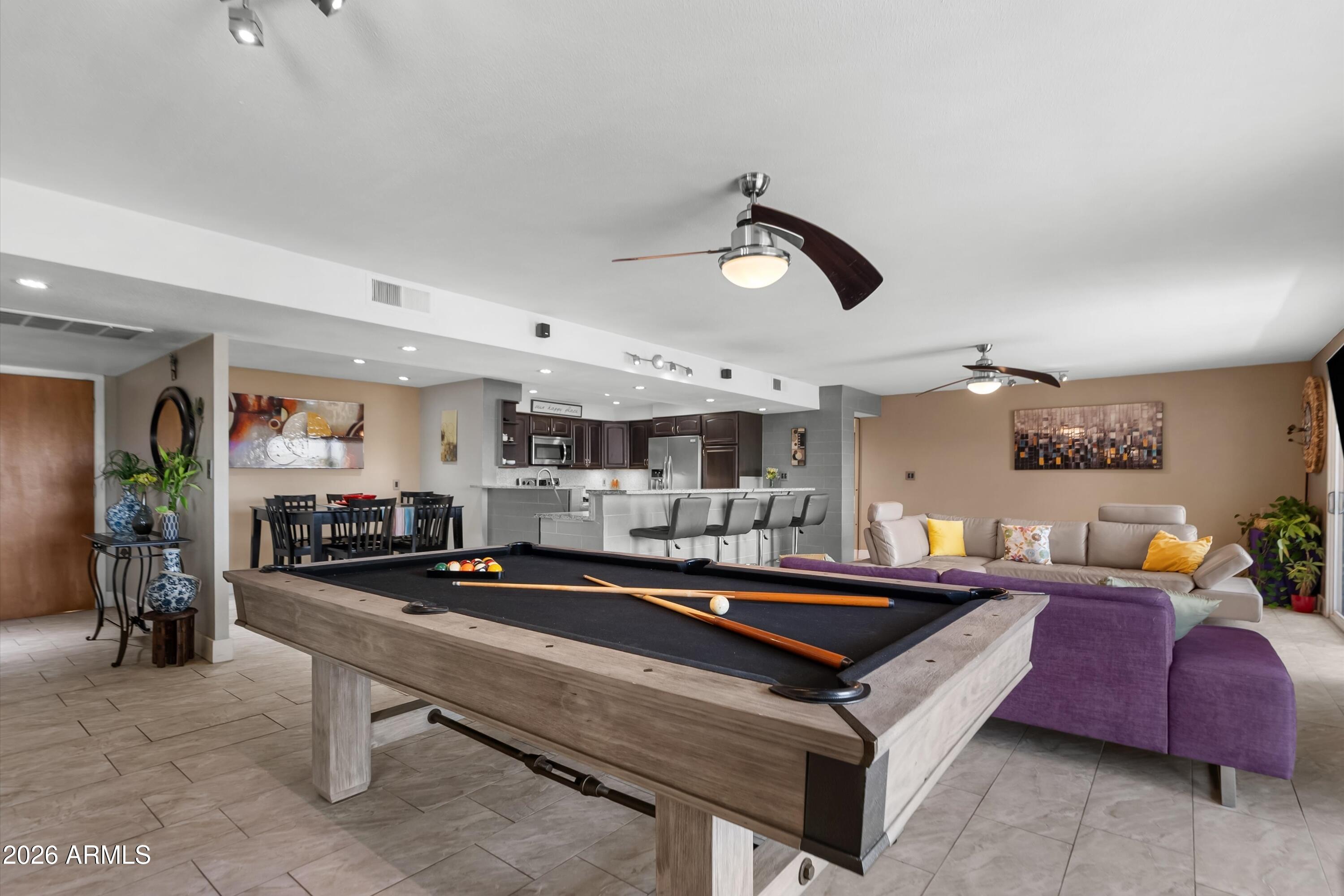 SCOTTSDALE SHADOWS - Residential
